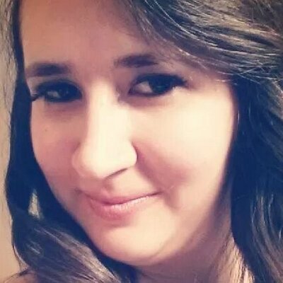 Profile Picture of Heather (@papermaster63) on Twitter