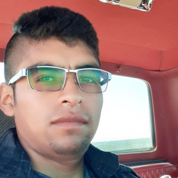 Profile Picture of Luisito Bastidas (@leo_95_luis) on Poshmark