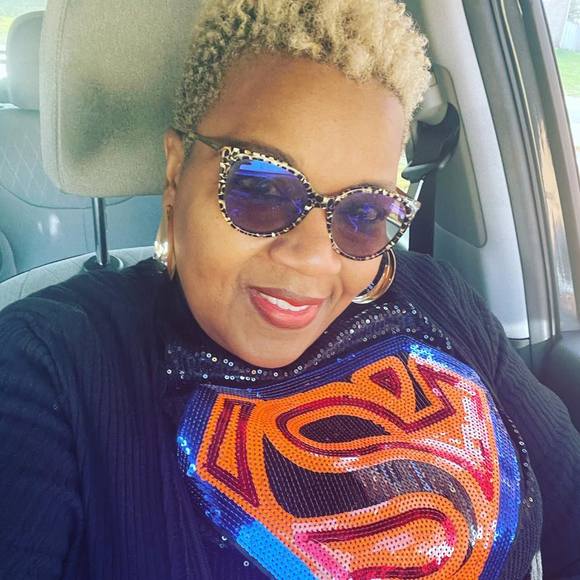 Profile Picture of Conya Jones (@cccollection) on Poshmark