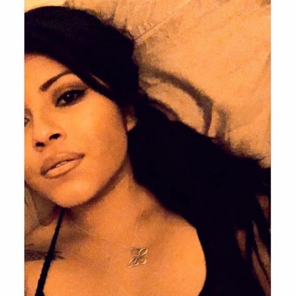 Profile Picture of Hannah Wasserman (@hannahcoyoc) on Poshmark