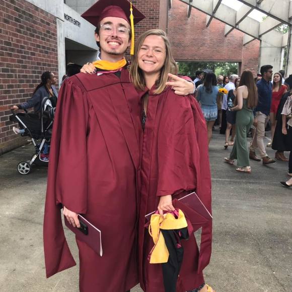 Profile Picture of Lindsey Raudebaugh (@lindseyraud) on Poshmark