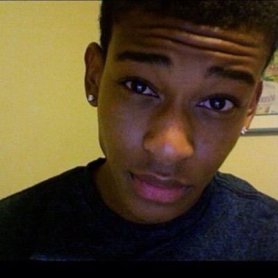 Profile Picture of Jarvis Moore (@JarveyJarvis) on Twitter