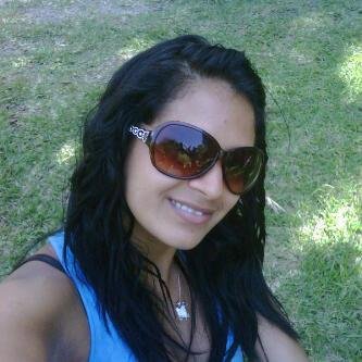 Profile Picture of Julia Bello (@juliabello652) on Twitter
