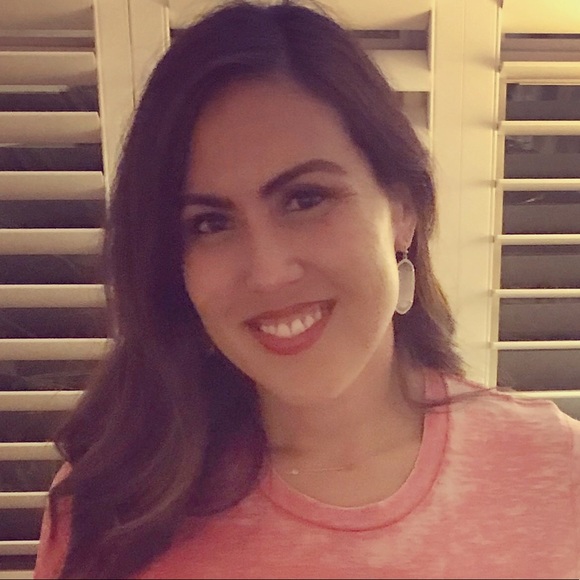 Profile Picture of Cynthia Quimby (@csquimby) on Poshmark