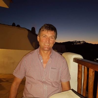 Profile Picture of David Kinsley (@DavidKinsley8) on Twitter