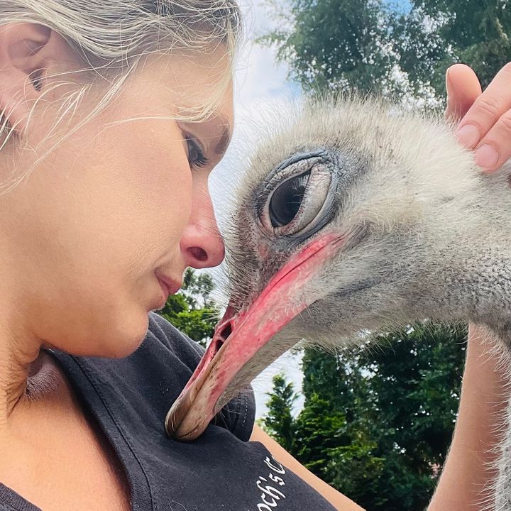 Profile Picture of   Mom's have no boundaries... (@wendy_adriaens) on Tiktok