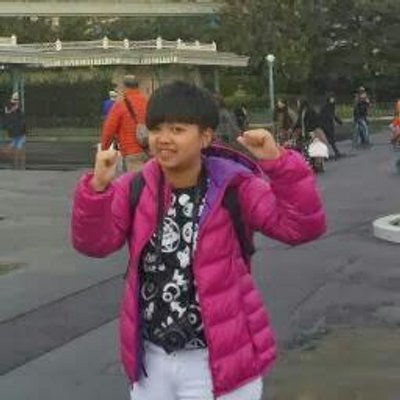Profile Picture of Lisa Lum (@lisalum118) on Twitter