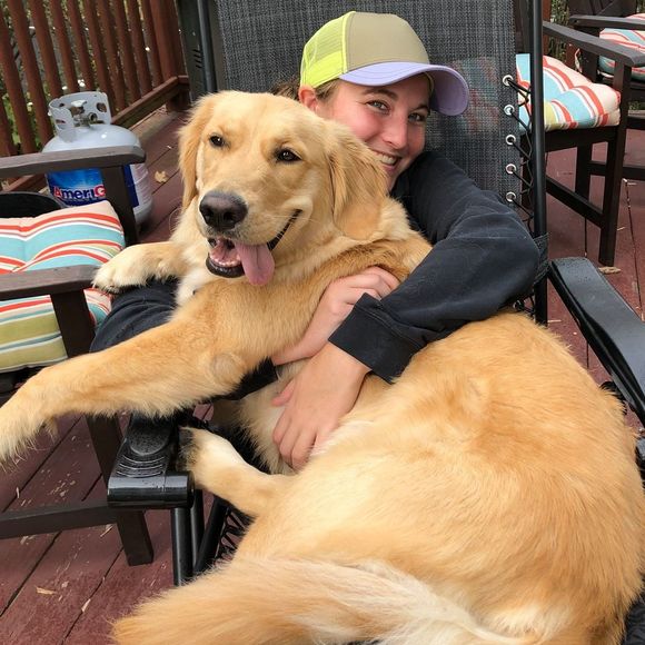 Profile Picture of Steph Trendell (@strendy99) on Poshmark