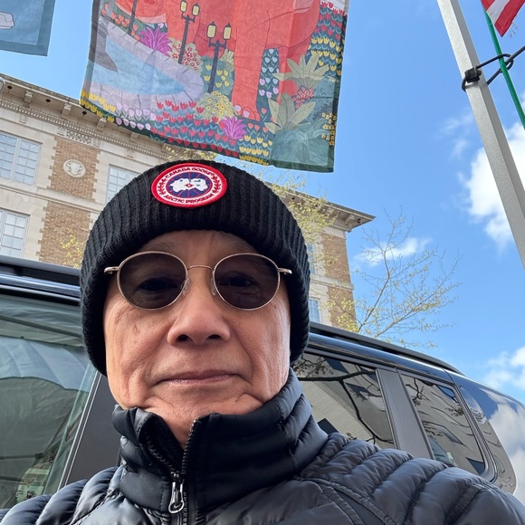 Profile Picture of John Eng (@johneng1953) on Poshmark