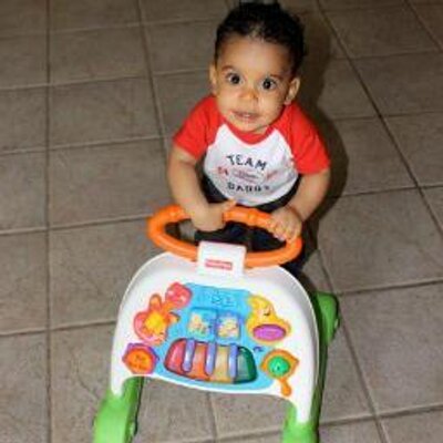 Profile Picture of Michael Merced Gutie (@dereckje) on Twitter