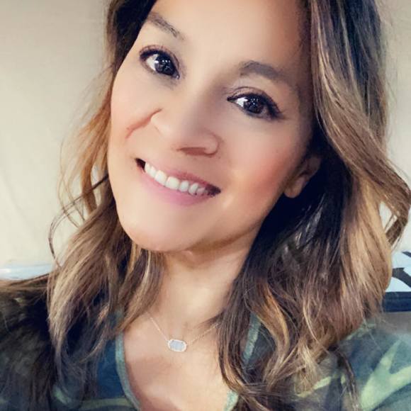 Profile Picture of Ali Gutschenritter (@diamondjersey15) on Poshmark