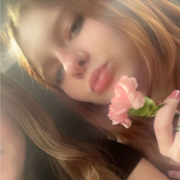 Profile Picture of Catrina Ainger (@cozy_2008) on Poshmark