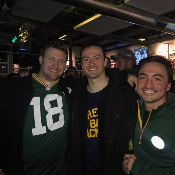 Profile Picture of Michael Vandenhouten (@mvandenhoute) on Poshmark