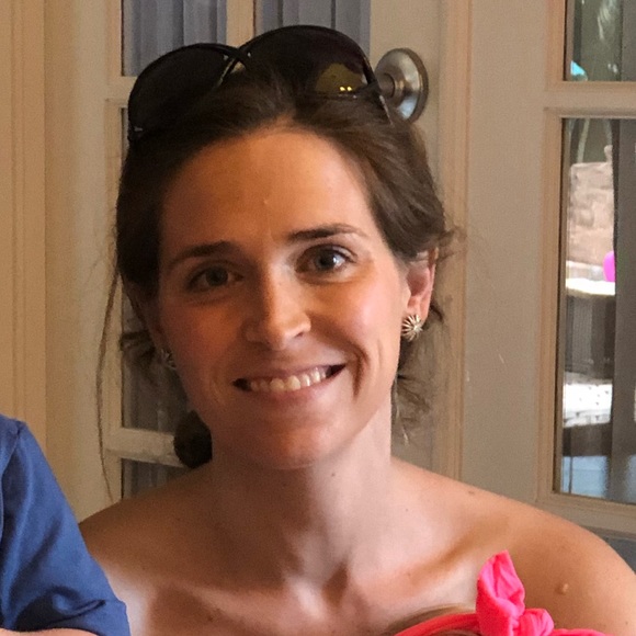 Profile Picture of Jessica Toffey (@jwmt) on Poshmark