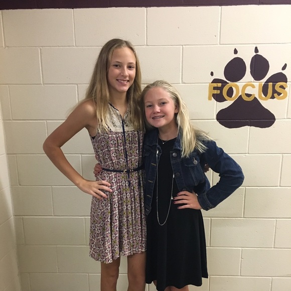 Profile Picture of Piper Hill (@piper_h22) on Poshmark