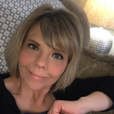 Profile Picture of Robin Finch (@RobinFi13908786) on Twitter