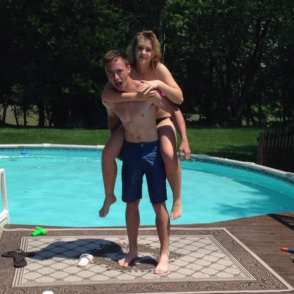 Profile Picture of Kaitlyn Knipfer (@kaitlynknipfer) on Poshmark