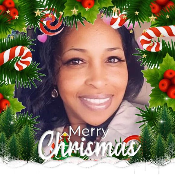 Profile Picture of Glenda Andrews bowden (@bowden121769) on Poshmark