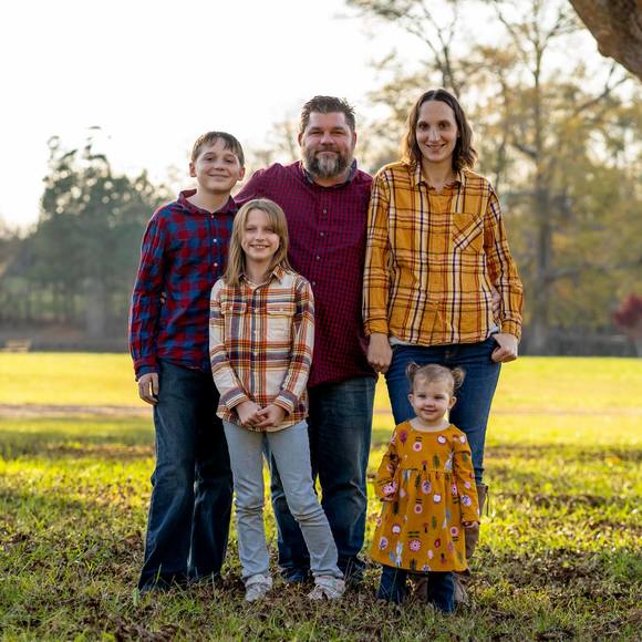 Profile Picture of Katherine Roginski (@kroginski) on Poshmark