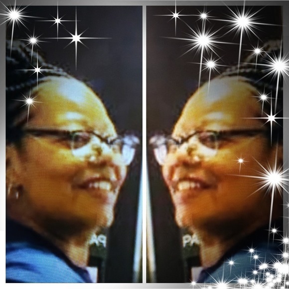 Profile Picture of Delores Holley (@shakeup94) on Poshmark