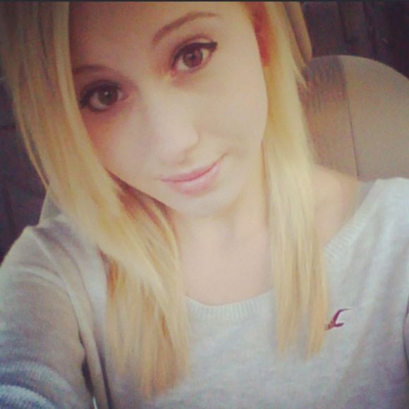 Profile Picture of Kendra Wentzell (@kwentz96) on Poshmark