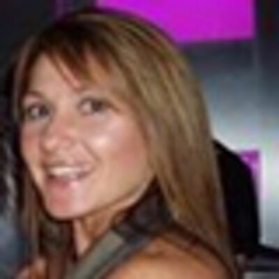 Profile Picture of Carol Eaton (@weddingforums) on Twitter