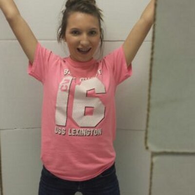 Profile Picture of Kaylee Wright (@kayleewright781) on Twitter