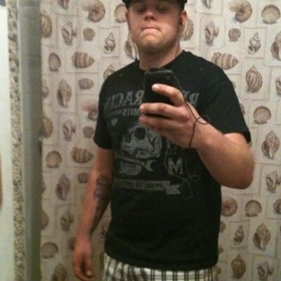 Profile Picture of Dustin Hodge (@ZorbaRocker) on Twitter