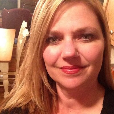 Profile Picture of Kim Davis-Hawke (@hawkek) on Twitter