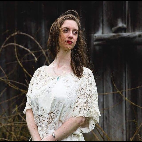 Profile Picture of Alice irene Whittaker (@aliceirenew) on Poshmark