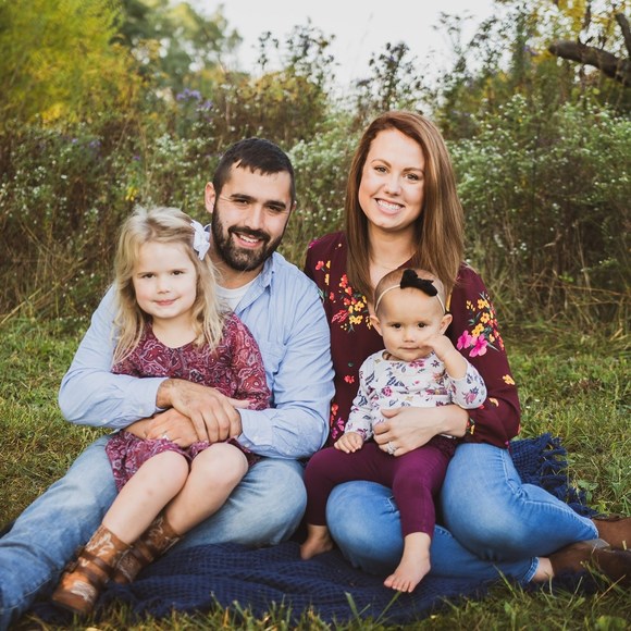 Profile Picture of Zoey Rosselit (@zoeyrosselit) on Poshmark