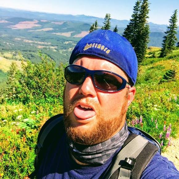 Profile Picture of Mike Koch (@mkoch_77) on Poshmark