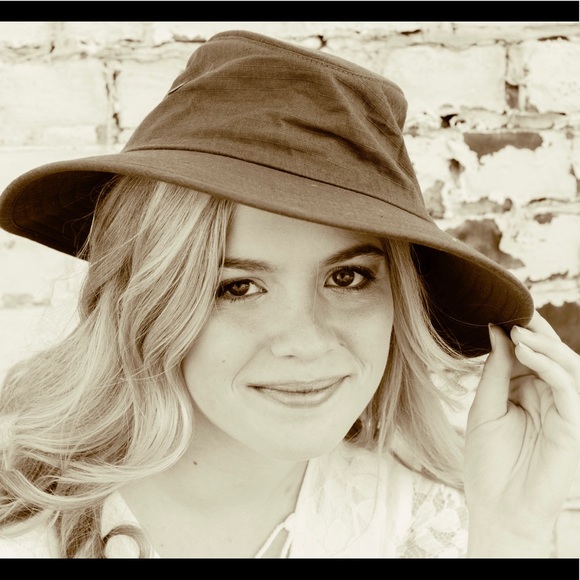 Lexie Heruth - Poshmark Profile Picture of Lexie Heruth (@lexie_heruth) on Poshmark