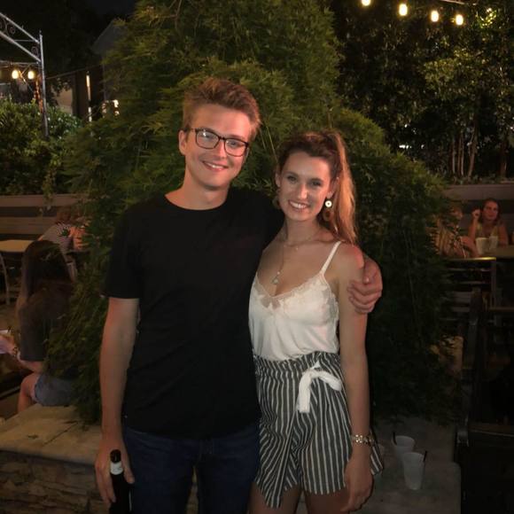 Morgan Bayly - Poshmark Profile Picture of Morgan Bayly (@jewy12) on Poshmark