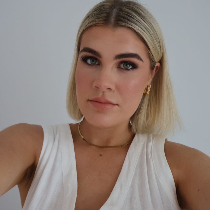 Profile Picture of ellieshanks (@ellieshanks) on Tiktok