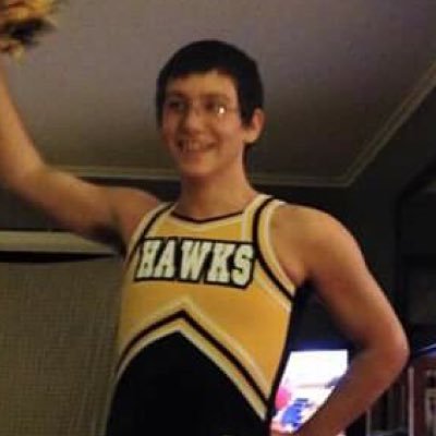 Profile Picture of Andrew Filbert (@cloudyrug09) on Twitter