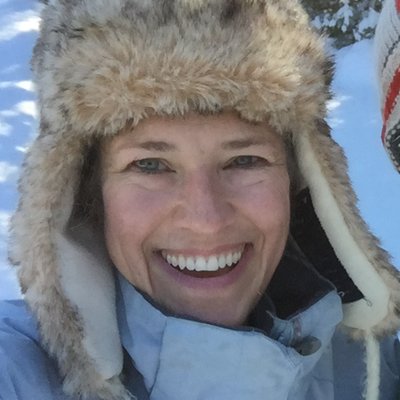 Profile Picture of Leah MacFarlane (@raughy) on Twitter