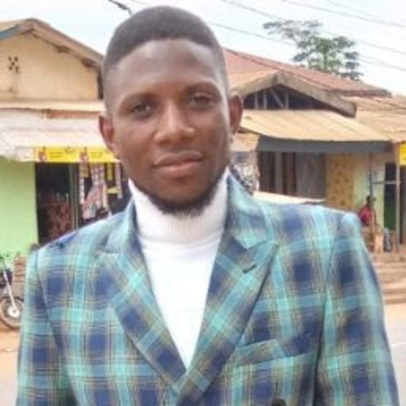 Profile Picture of Asaba Bruno (@asababruno46) on Poshmark