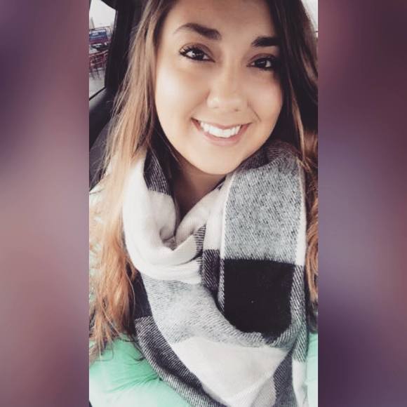 Profile Picture of Haley Ryan (@hippiemood) on Poshmark