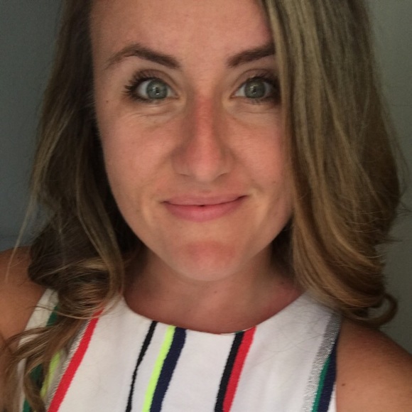 Profile Picture of Kate Hurtubise (@hurtubik) on Poshmark