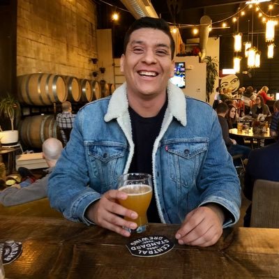 Profile Picture of Christian Barrera (@chrisbuhrehrah) on Twitter