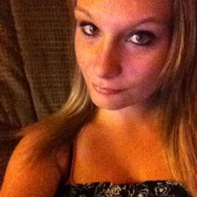 Profile Picture of Mandy Marie Michaels (@MeBeOtCh) on Twitter