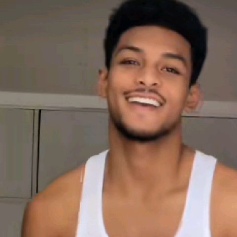 Profile Picture of Drew Lemo (@drewlemo) on Tiktok