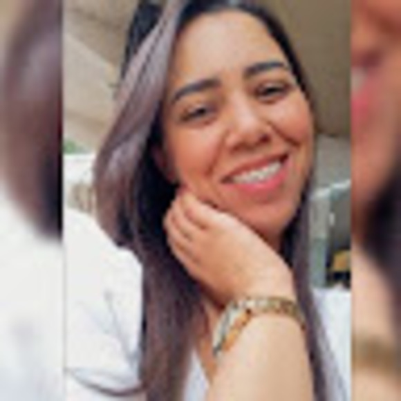 Dirlene Gonçalves - Poshmark Profile Picture of Dirlene Gonçalves (@dirleneg) on Poshmark