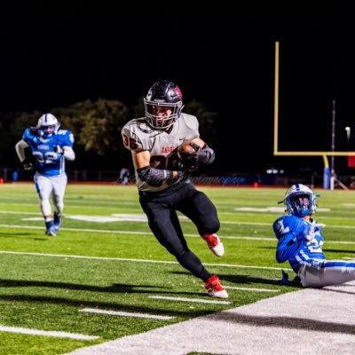 Profile Picture of Max Barnes (@maxbarnes25) on Twitter