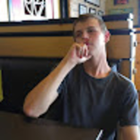 Profile Picture of James Lilly (@81jameslilly) on Poshmark