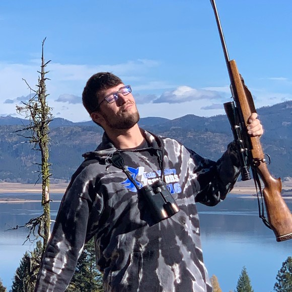 Profile Picture of Christopher Edes (@christopheredes) on Poshmark