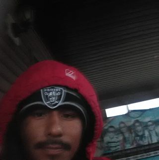 Profile Picture of Aaron Pichette (@karenpichett1983) on Facebook