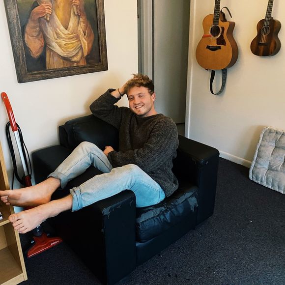 Charles Hermesmann - Poshmark Profile Picture of Charles Hermesmann (@chermesmann) on Poshmark