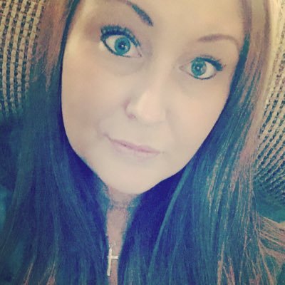 Profile Picture of Mallory Buckner (@MalloryJo987) on Twitter